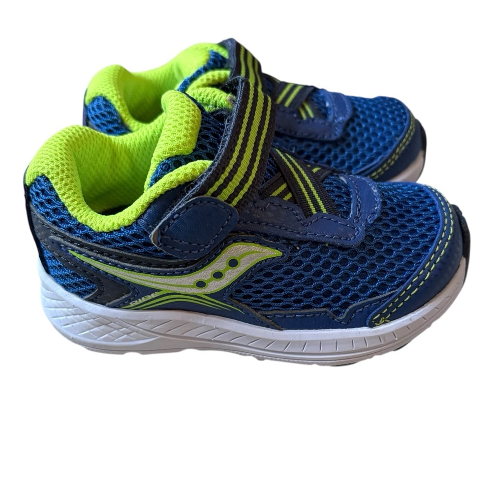 NEW Saucony‎ Ride 10 Jr. Blue Green Sneakers Size 4.5